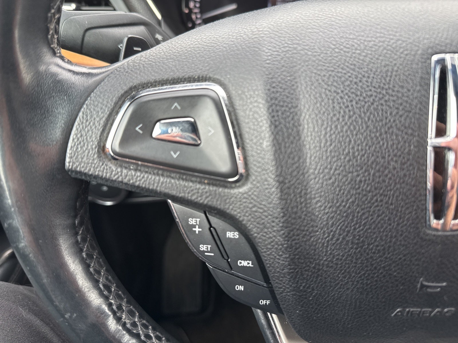 2015 Lincoln MKC Base