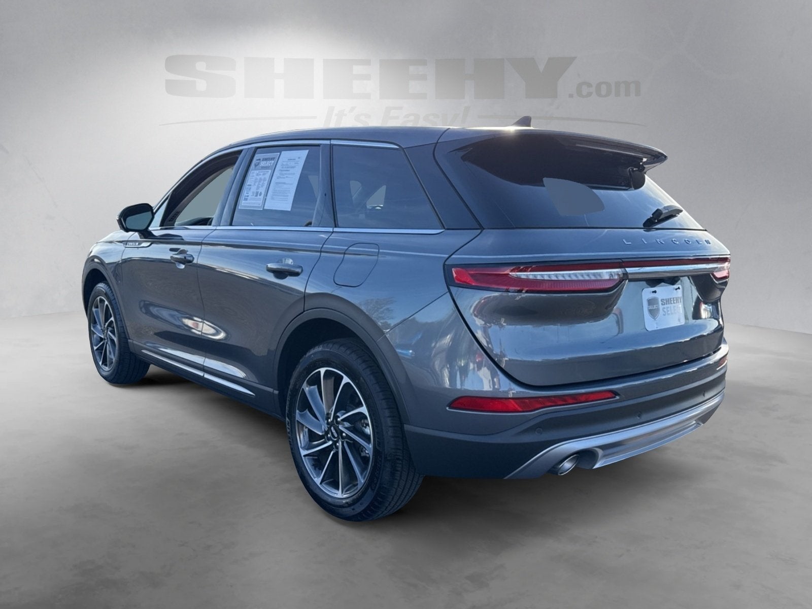 2023 Lincoln Corsair Standard