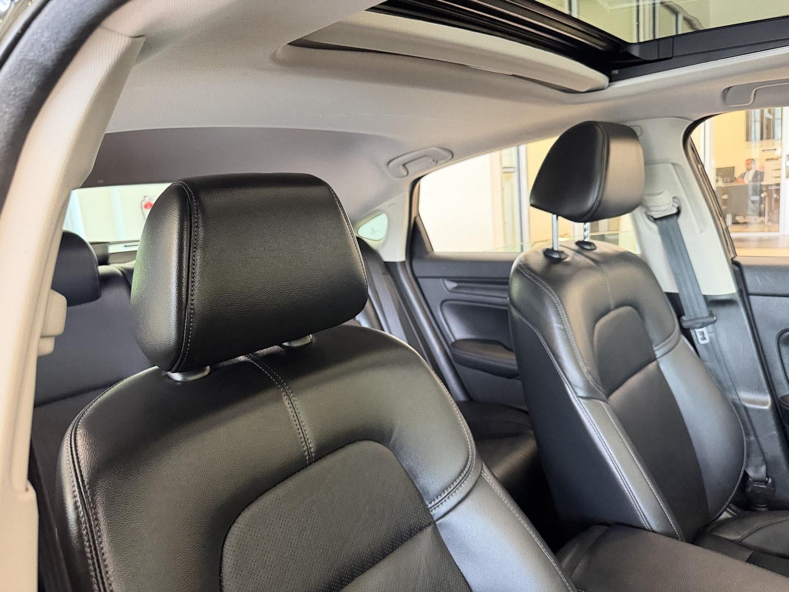 2024 Honda Civic Hatchback 5DR HB CVT EX-L