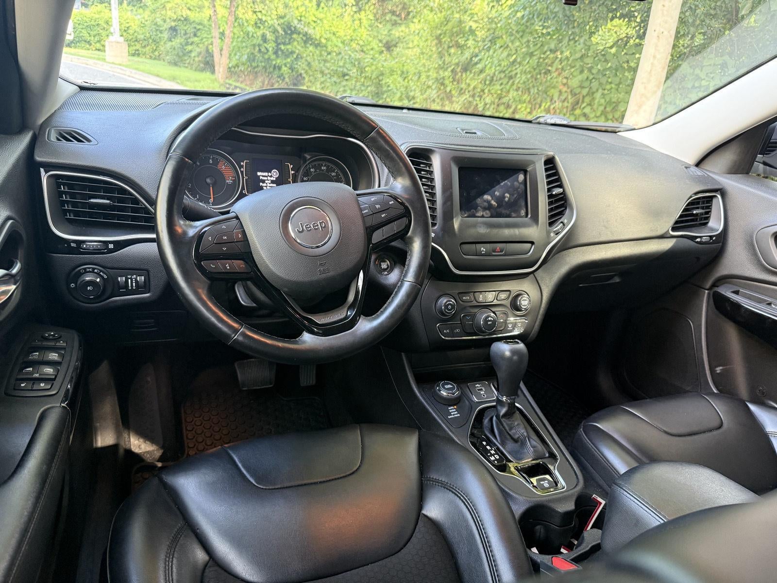 2020 Jeep Cherokee Altitude