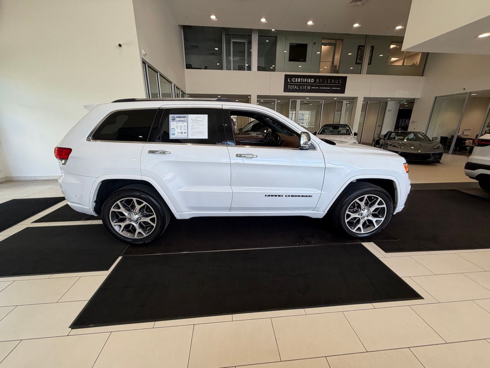 2020 Jeep Grand Cherokee Overland