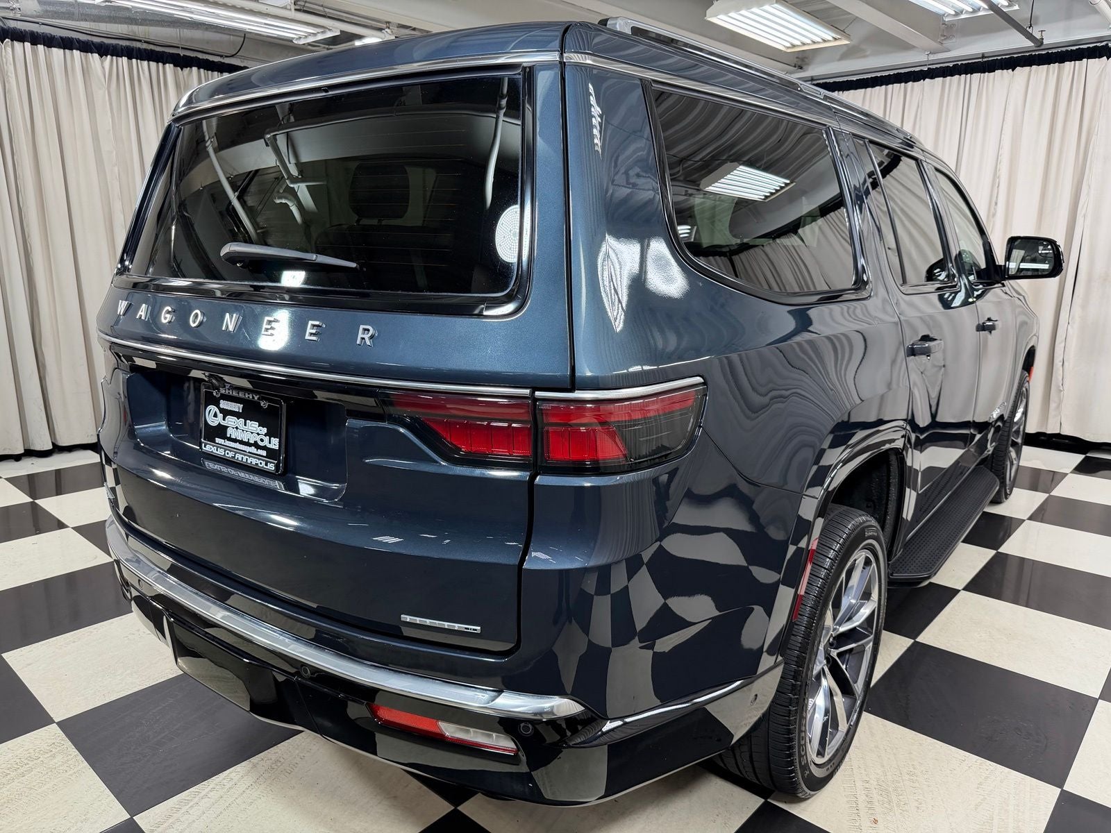 2023 Jeep Wagoneer Series II