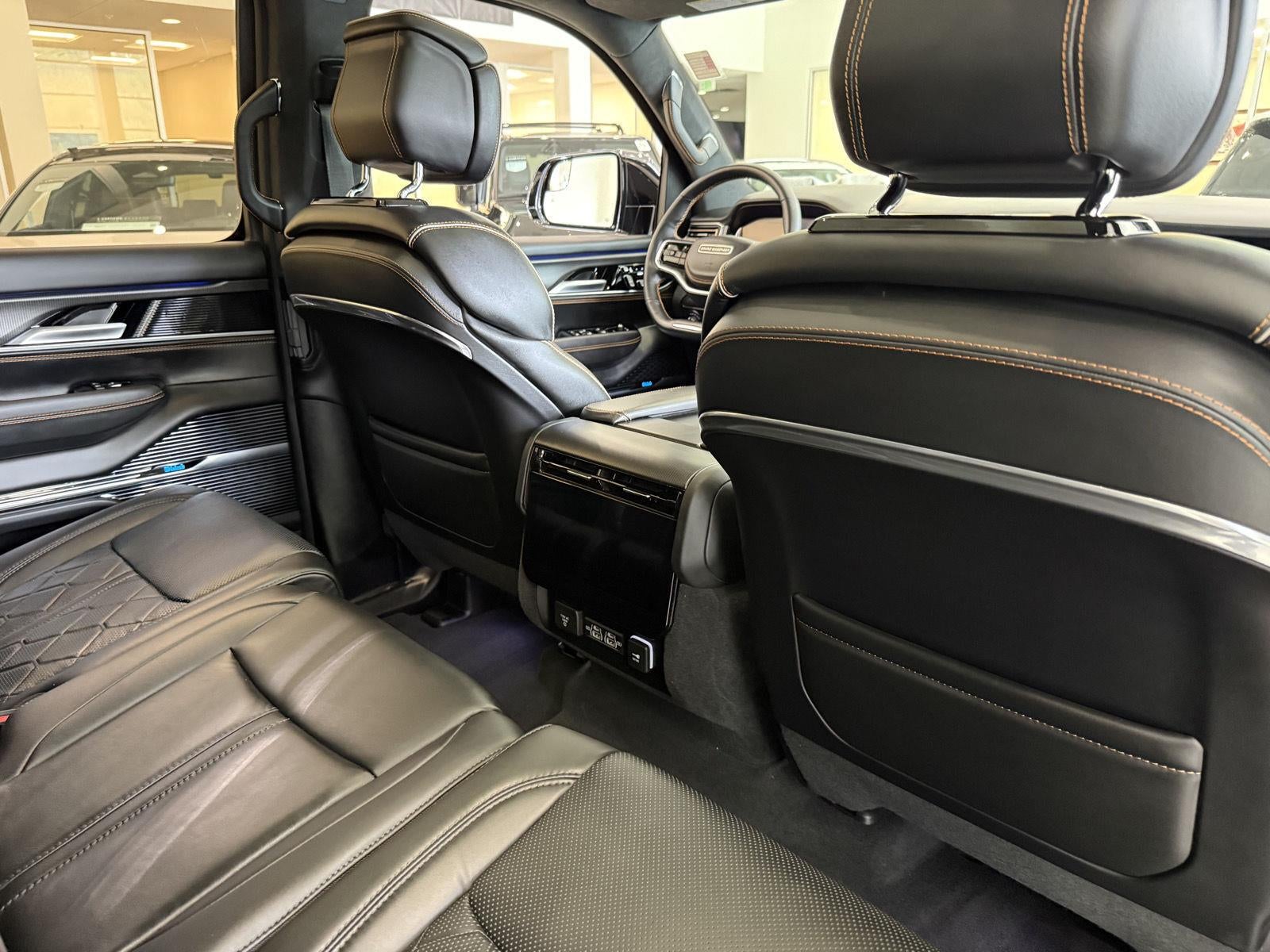 2024 Jeep Grand Wagoneer Series III