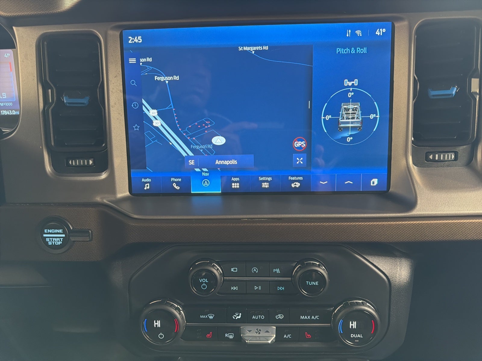 2024 Ford Bronco Outer Banks