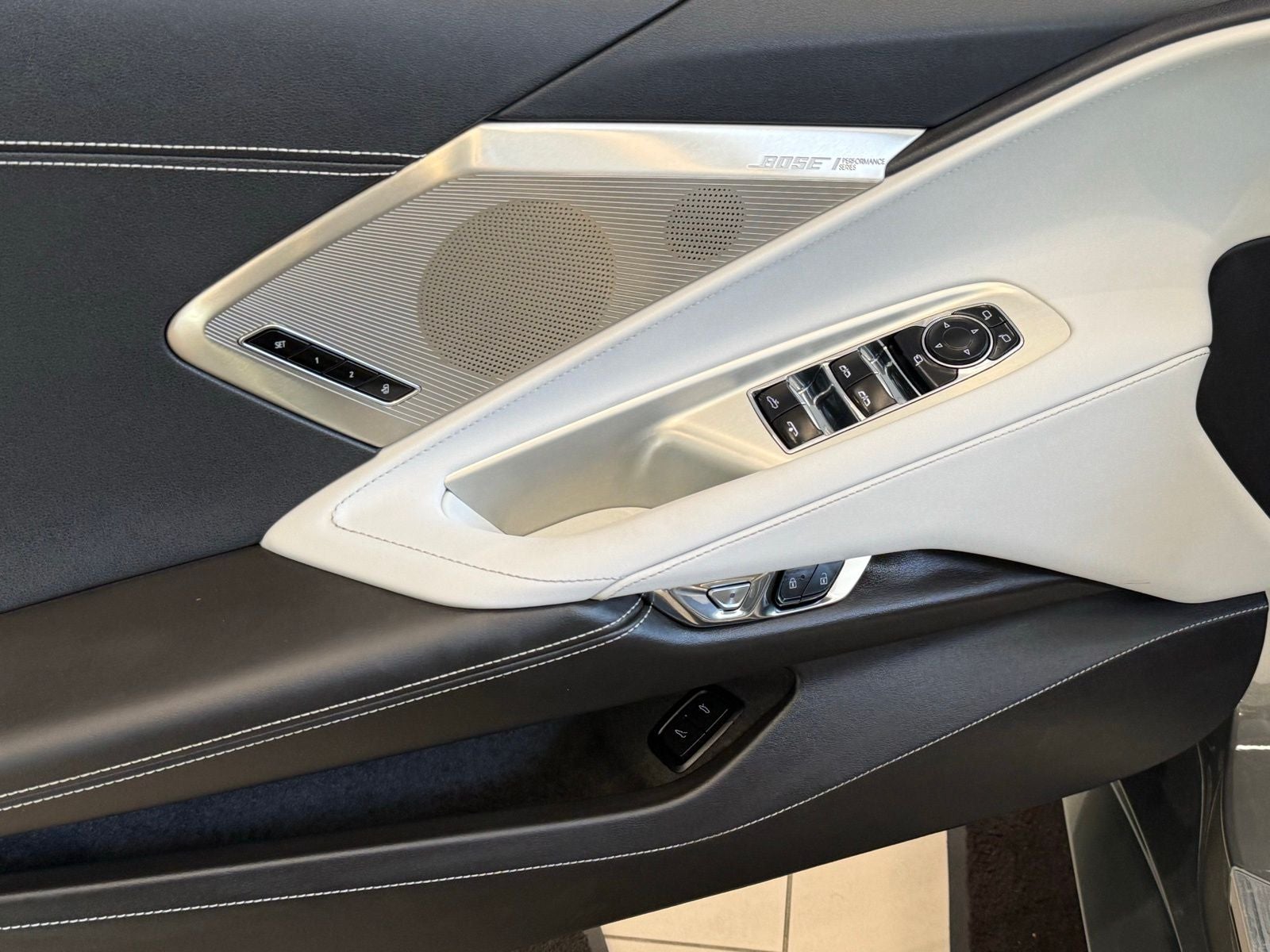 2024 Chevrolet Corvette Stingray 2LT