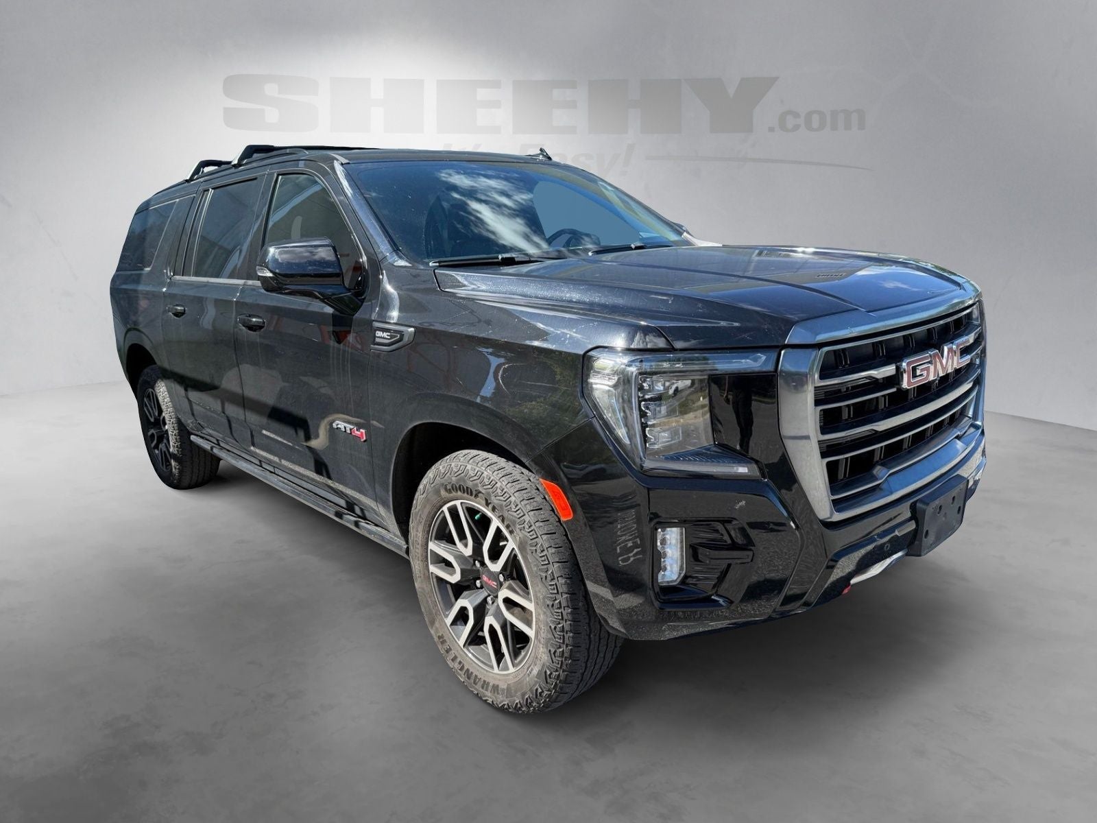 2023 GMC Yukon XL AT4