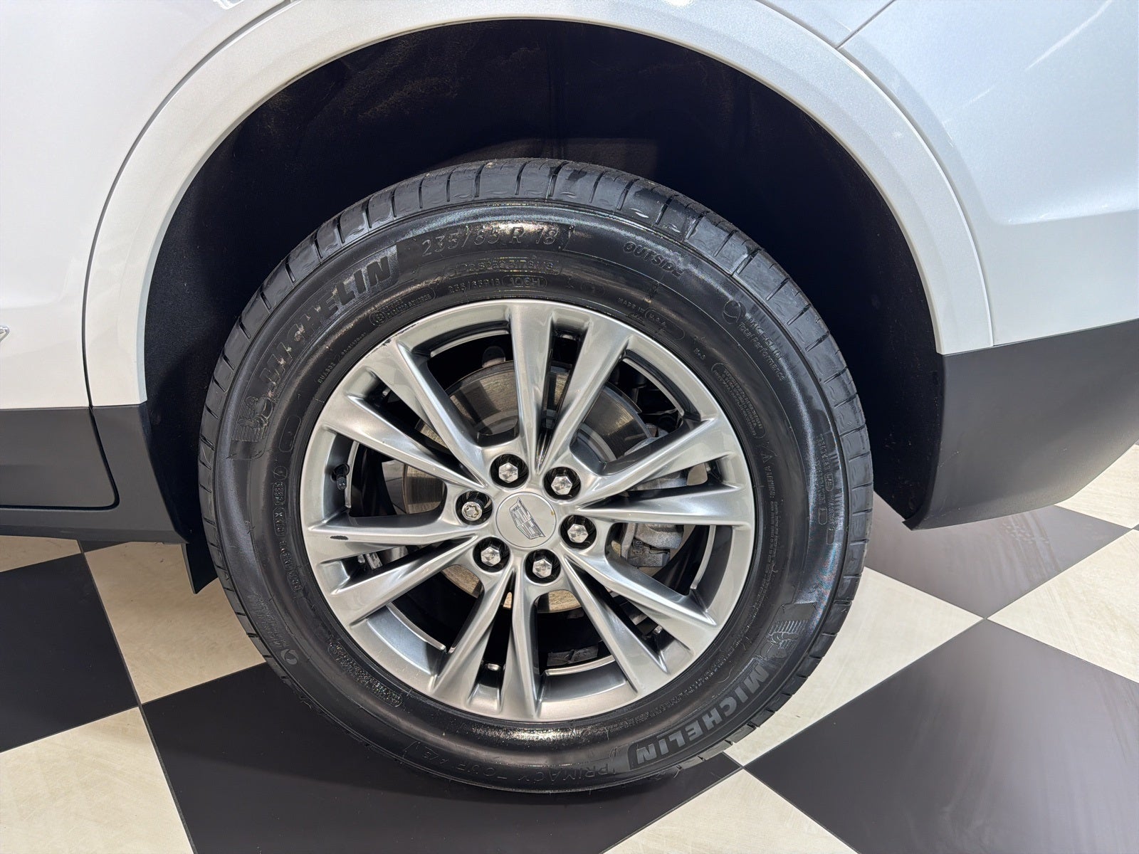 2022 Cadillac XT5 Premium Luxury