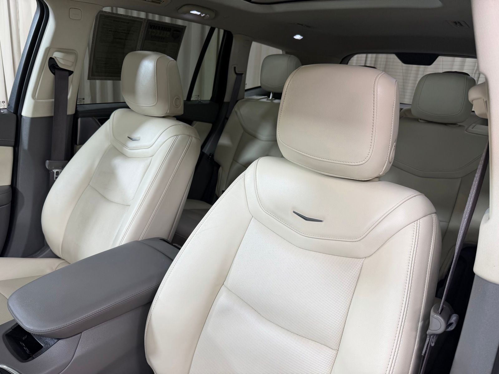 2022 Cadillac XT6 Premium Luxury
