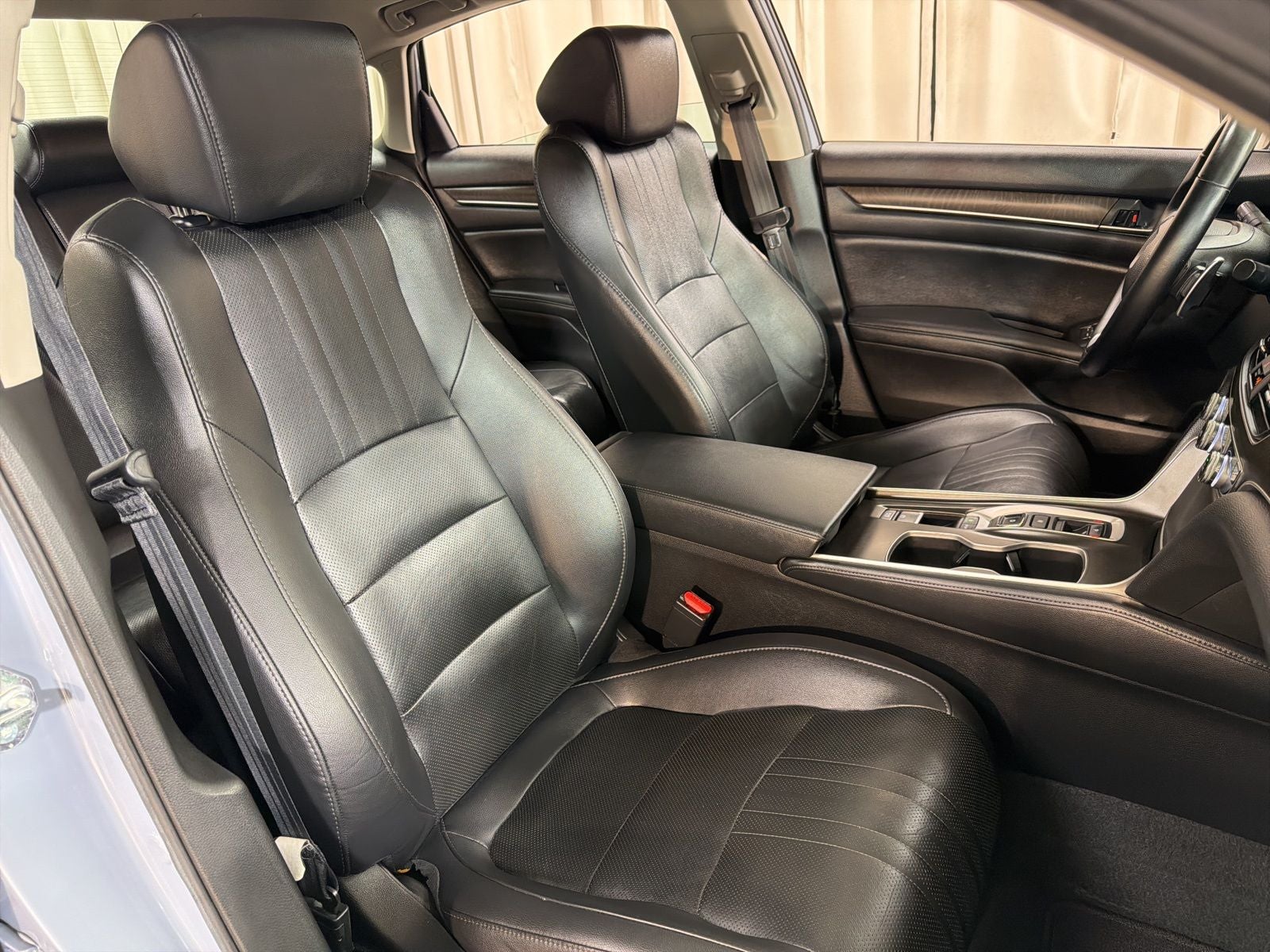 2021 Honda Accord Touring 2.0T