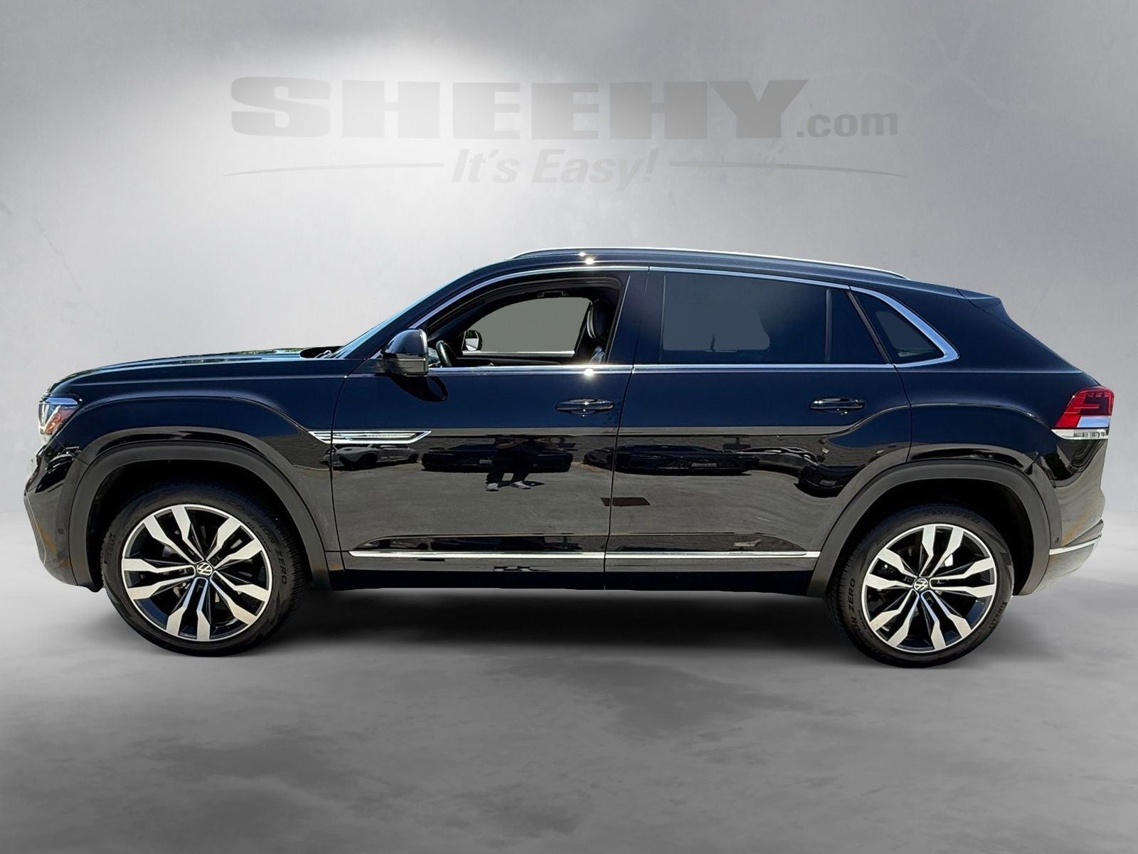 2022 Volkswagen Atlas Cross Sport 3.6L V6 SEL Premium R-Line