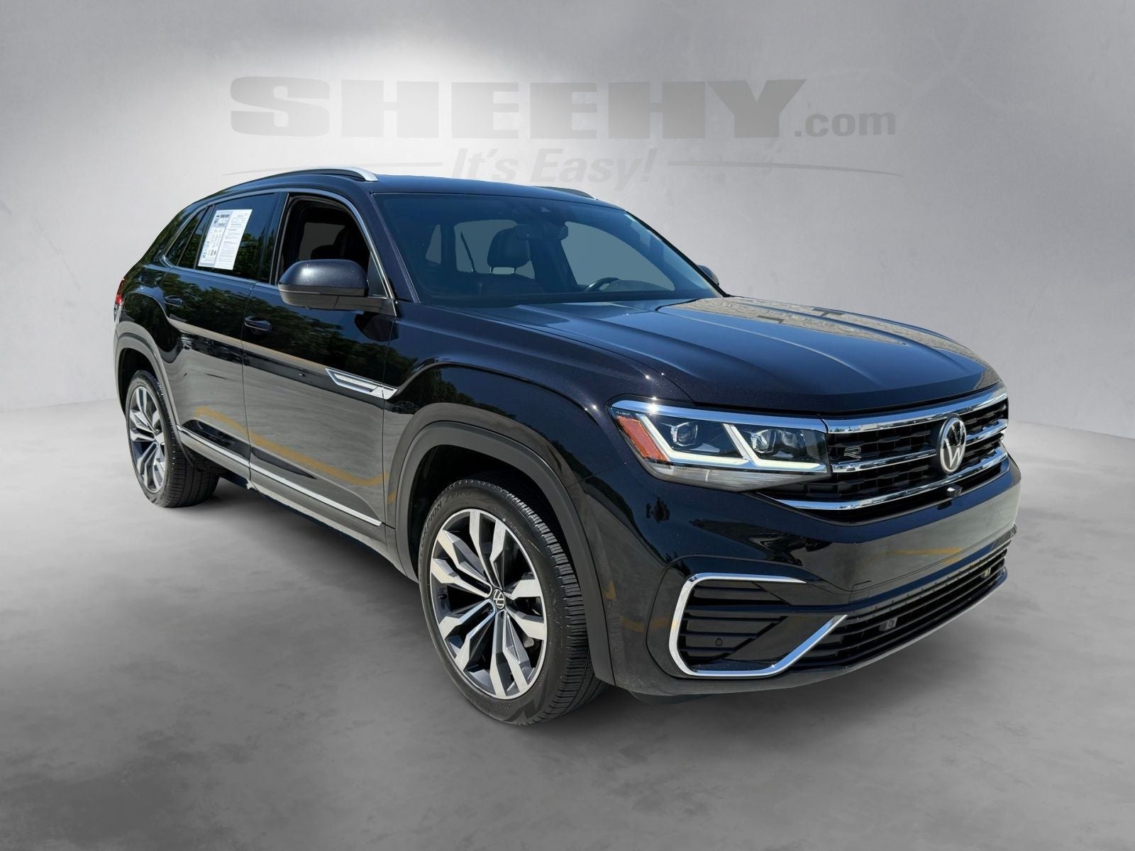 2022 Volkswagen Atlas Cross Sport 3.6L V6 SEL Premium R-Line