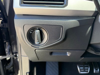 2022 Volkswagen Atlas Cross Sport 3.6L V6 SEL Premium R-Line