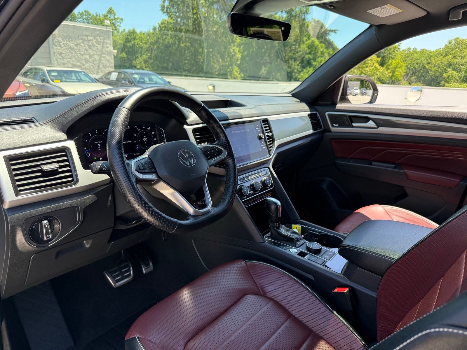 2022 Volkswagen Atlas Cross Sport 3.6L V6 SEL Premium R-Line