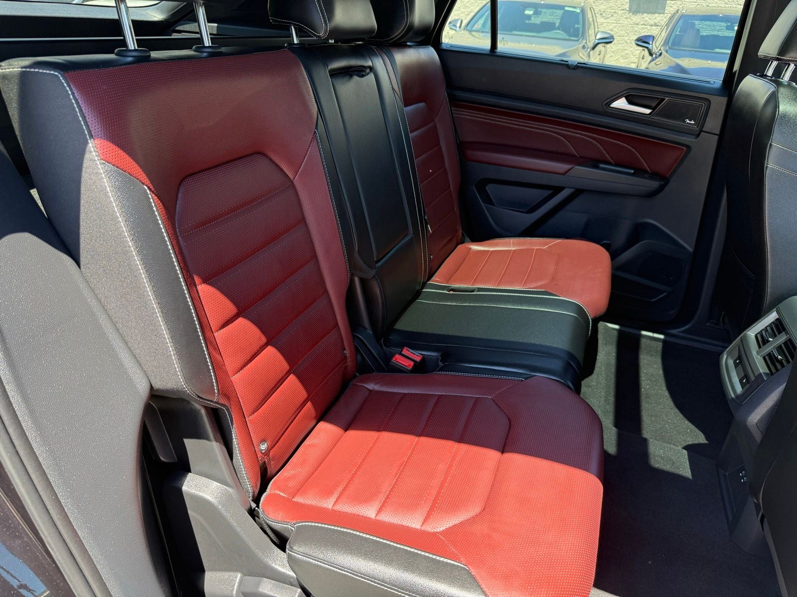 2022 Volkswagen Atlas Cross Sport 3.6L V6 SEL Premium R-Line
