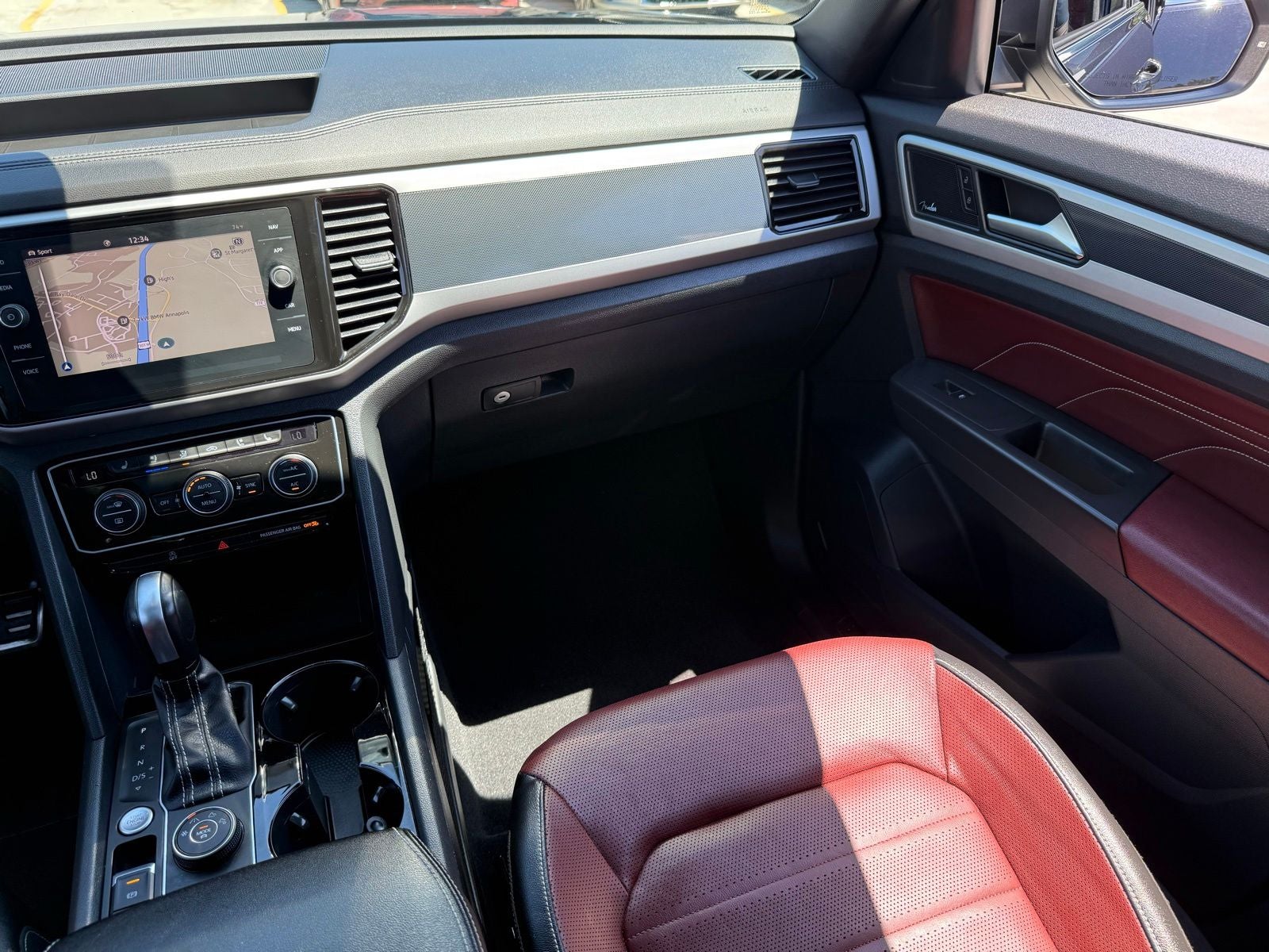 2022 Volkswagen Atlas Cross Sport 3.6L V6 SEL Premium R-Line