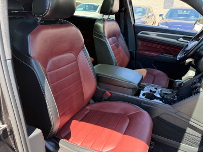 2022 Volkswagen Atlas Cross Sport 3.6L V6 SEL Premium R-Line
