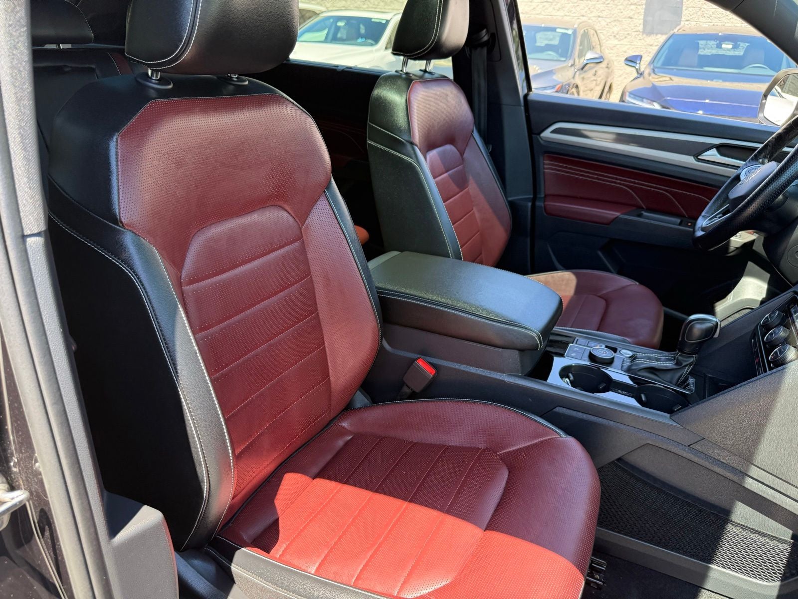 2022 Volkswagen Atlas Cross Sport 3.6L V6 SEL Premium R-Line