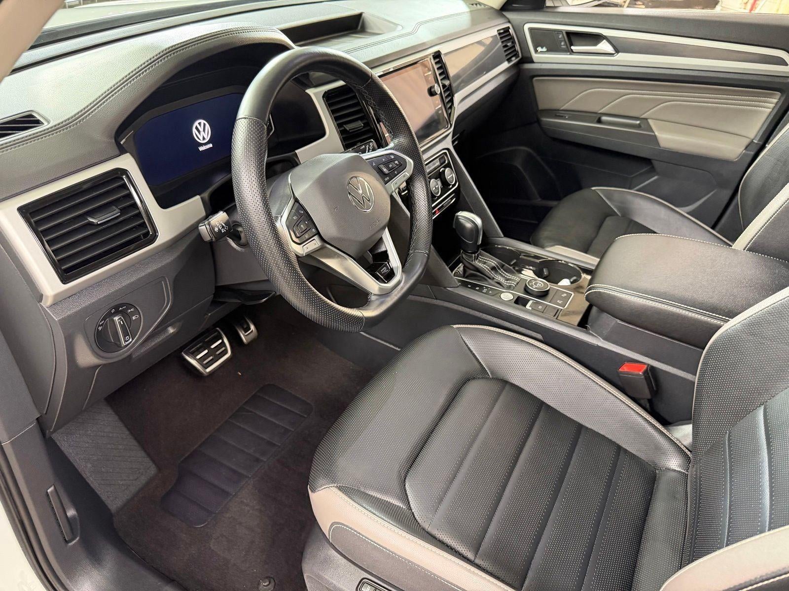 2022 Volkswagen Atlas 3.6L V6 SEL Premium R-Line