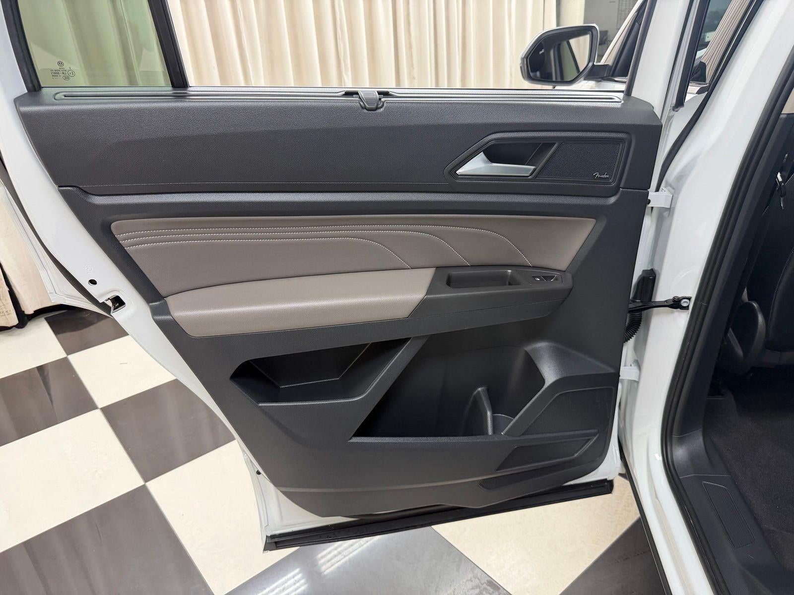 2022 Volkswagen Atlas 3.6L V6 SEL Premium R-Line