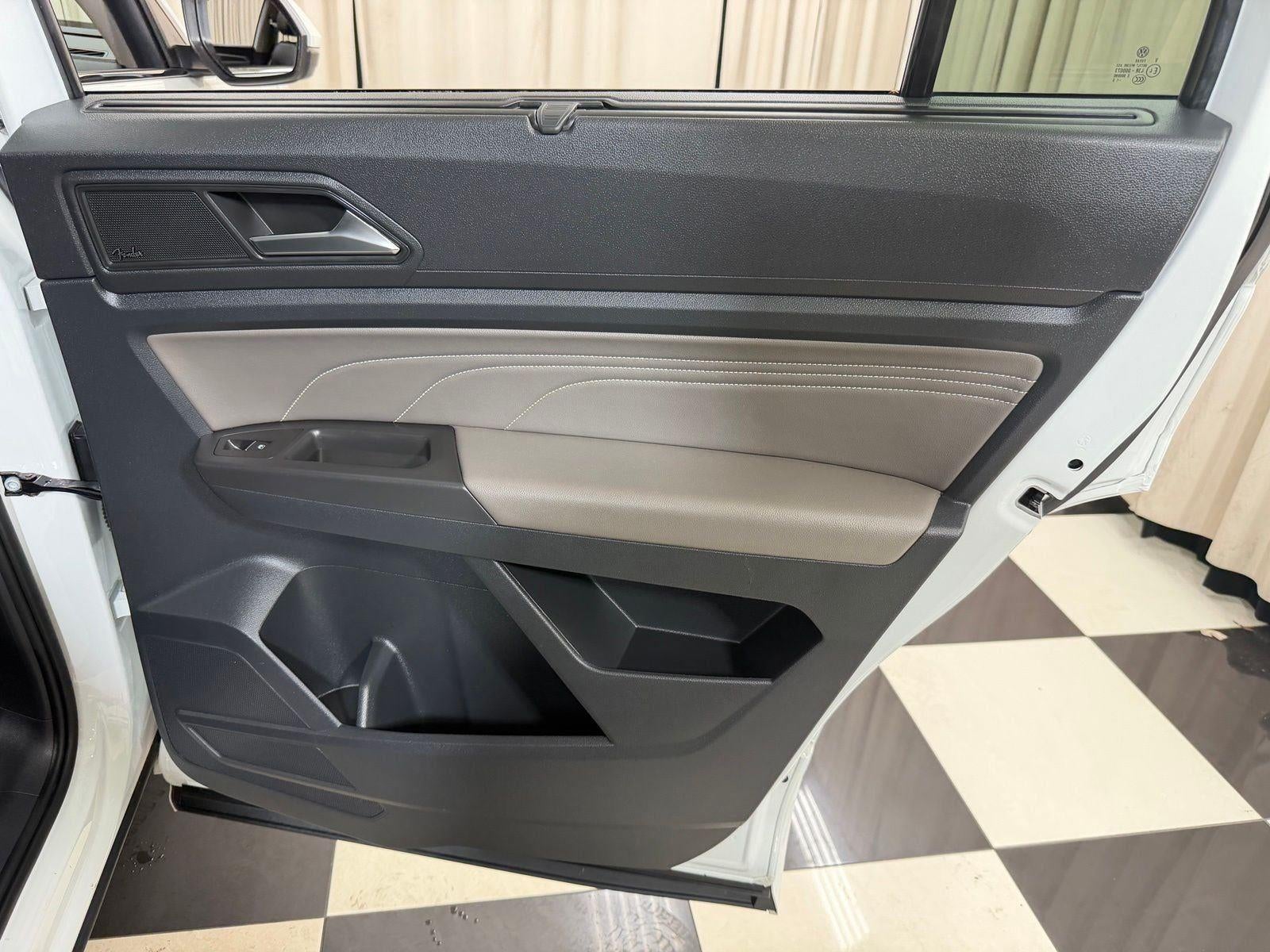 2022 Volkswagen Atlas 3.6L V6 SEL Premium R-Line