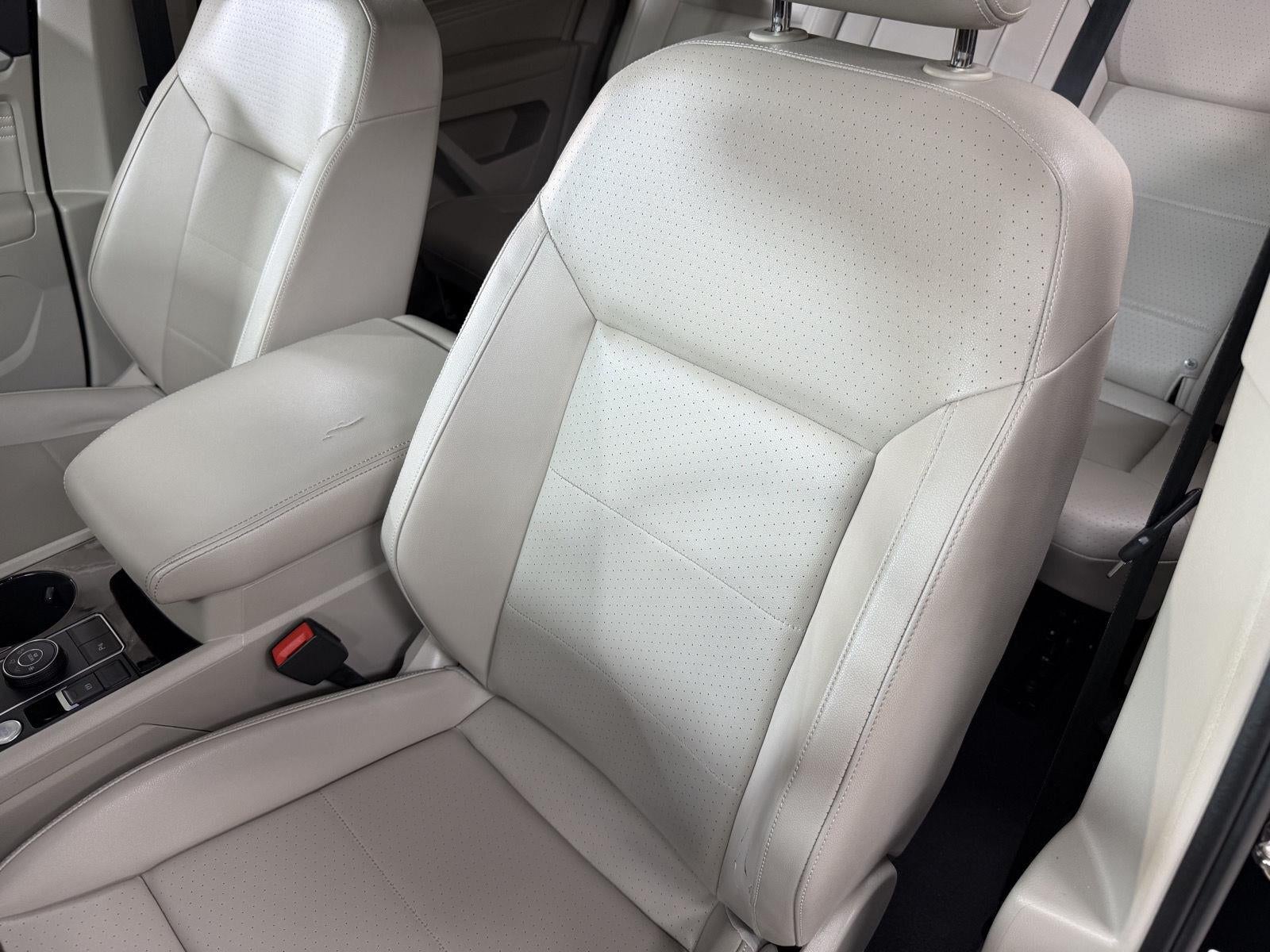 2023 Volkswagen Atlas 3.6L V6 SEL R-Line Black