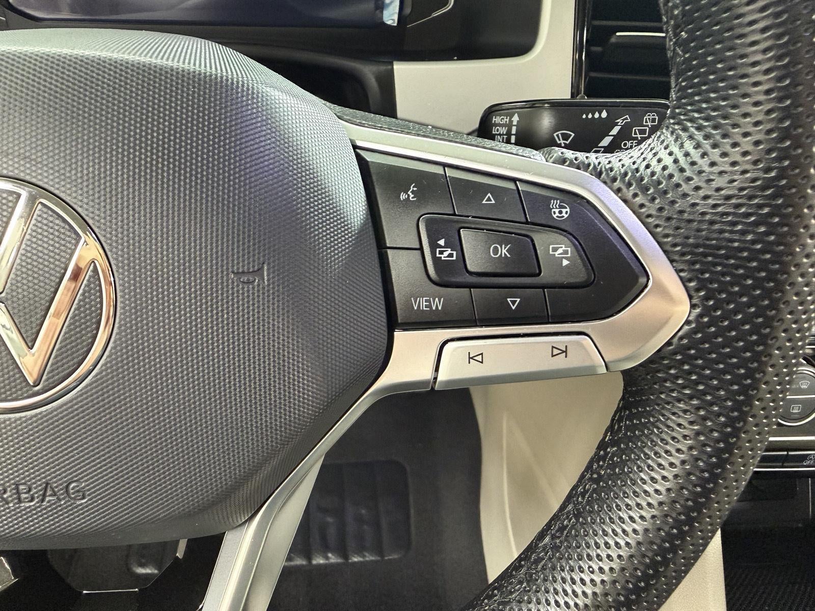 2023 Volkswagen Atlas 3.6L V6 SEL R-Line Black