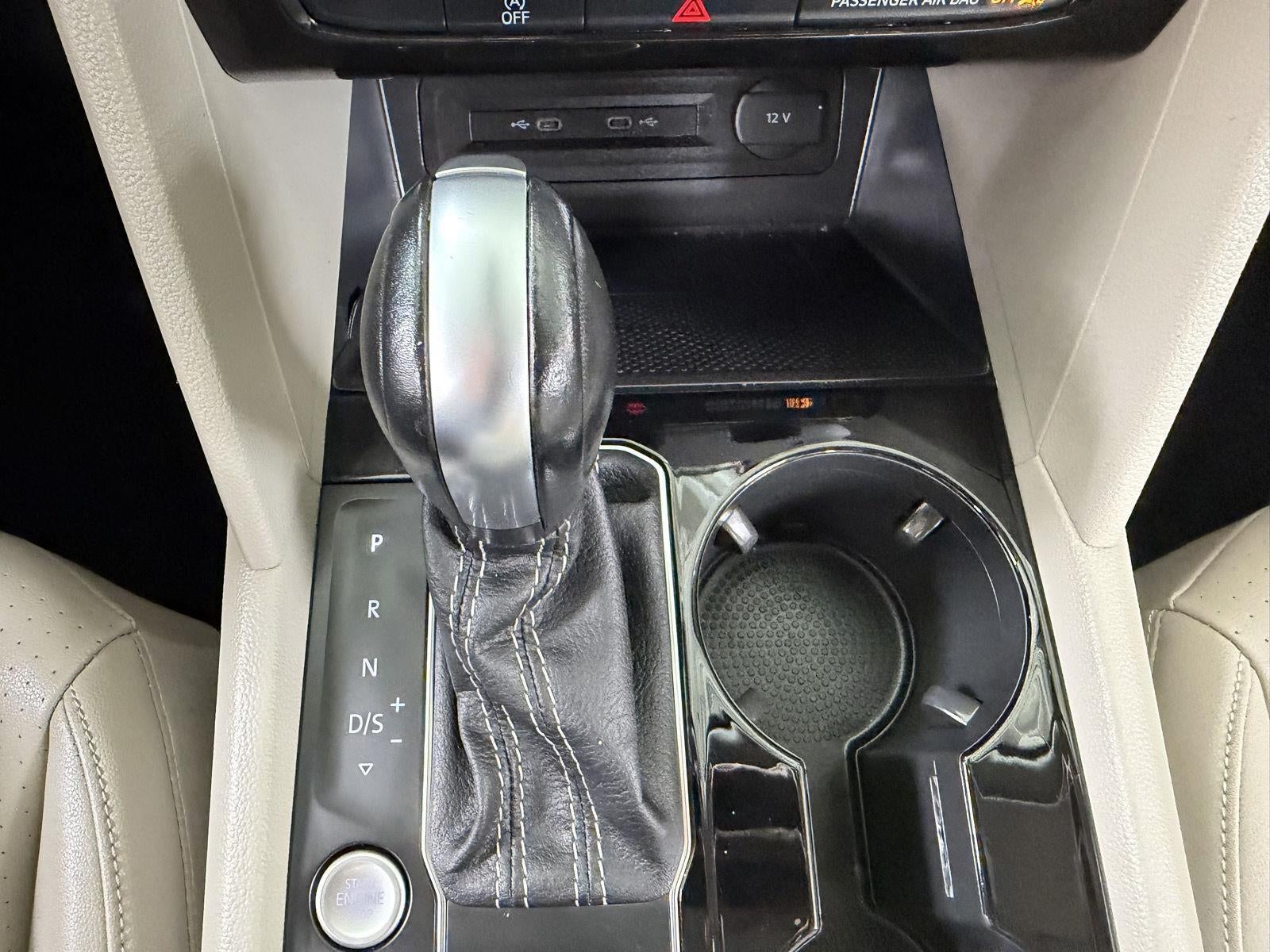 2023 Volkswagen Atlas 3.6L V6 SEL R-Line Black