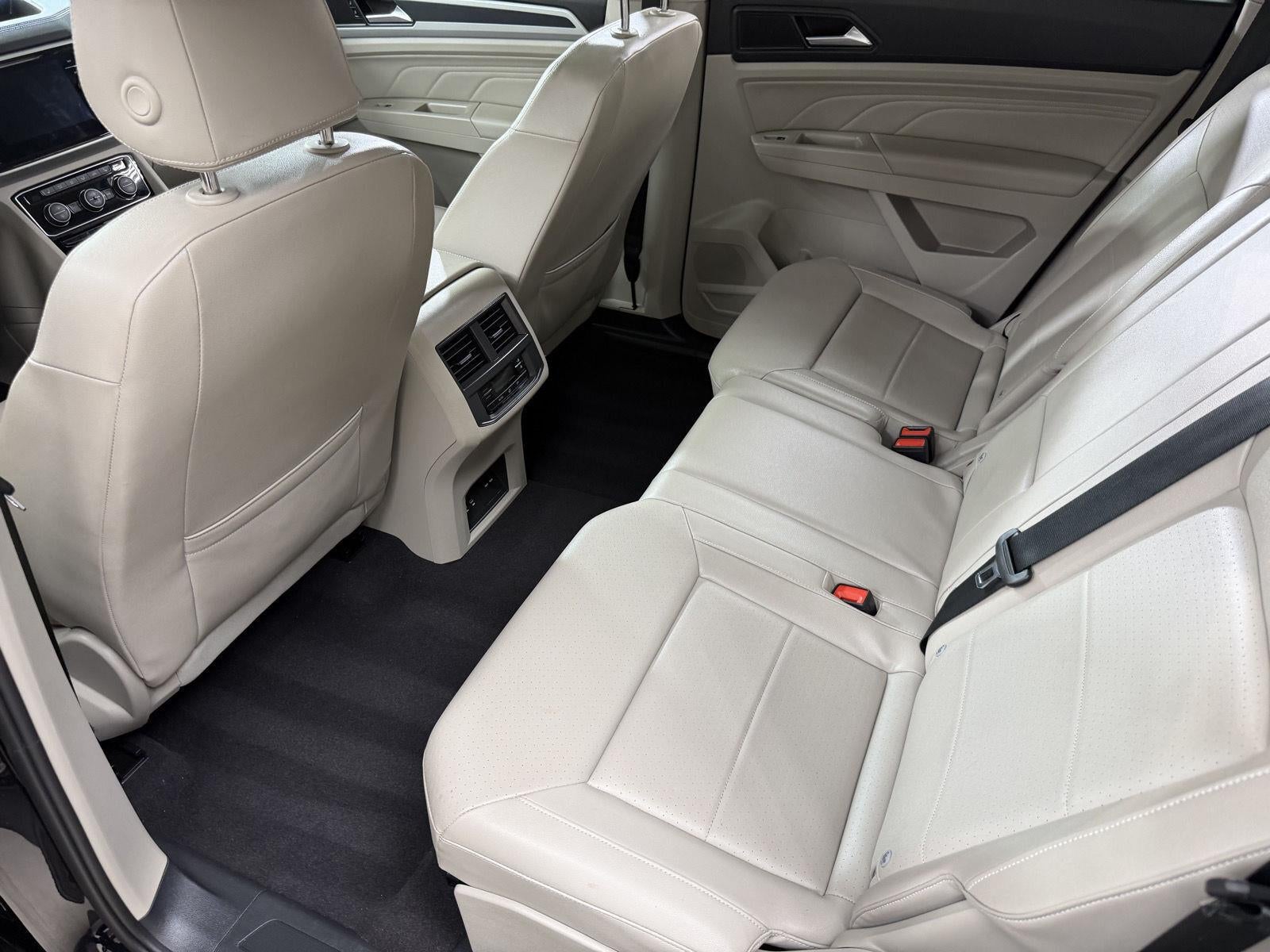 2023 Volkswagen Atlas 3.6L V6 SEL R-Line Black