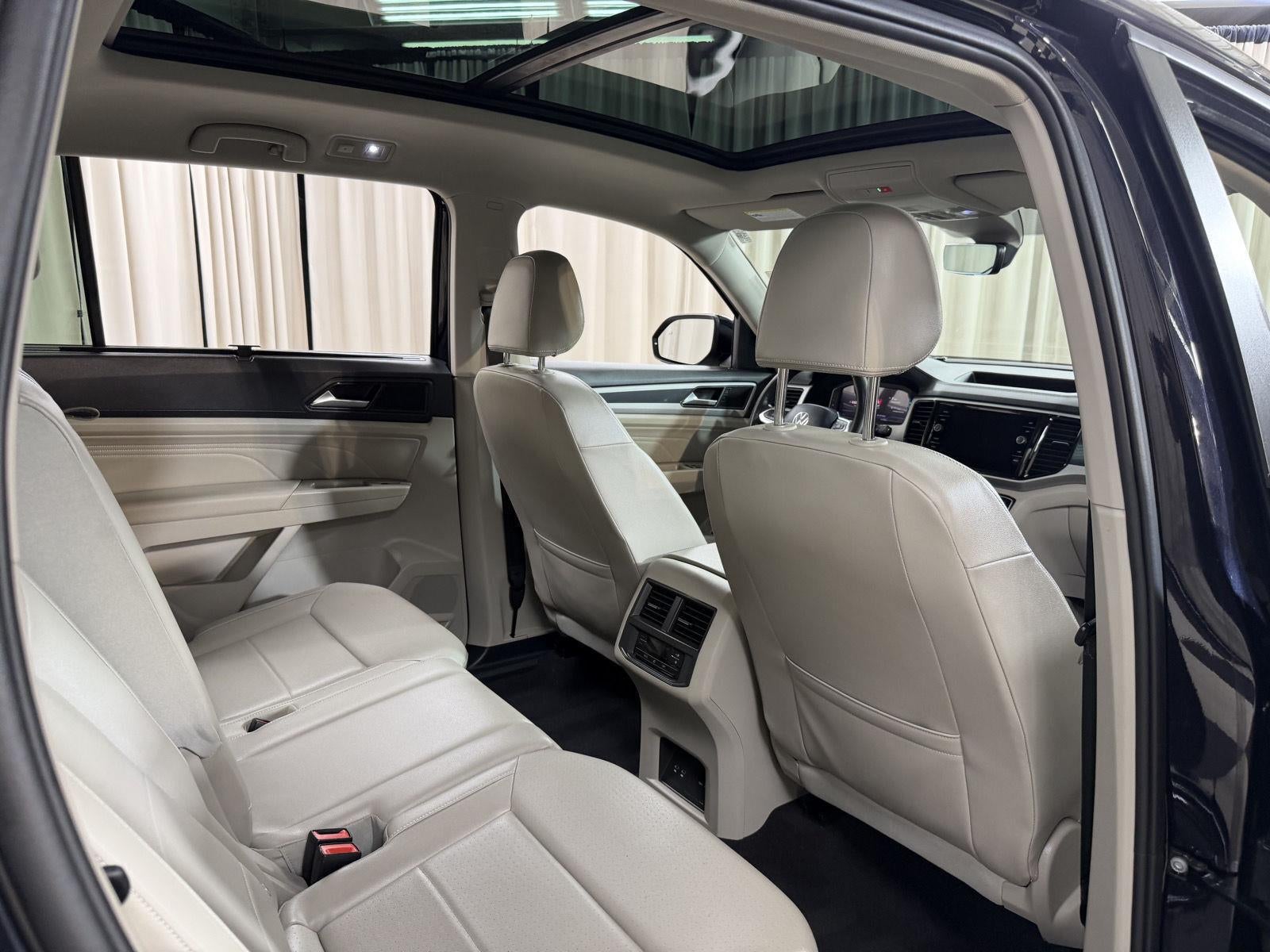 2023 Volkswagen Atlas 3.6L V6 SEL R-Line Black