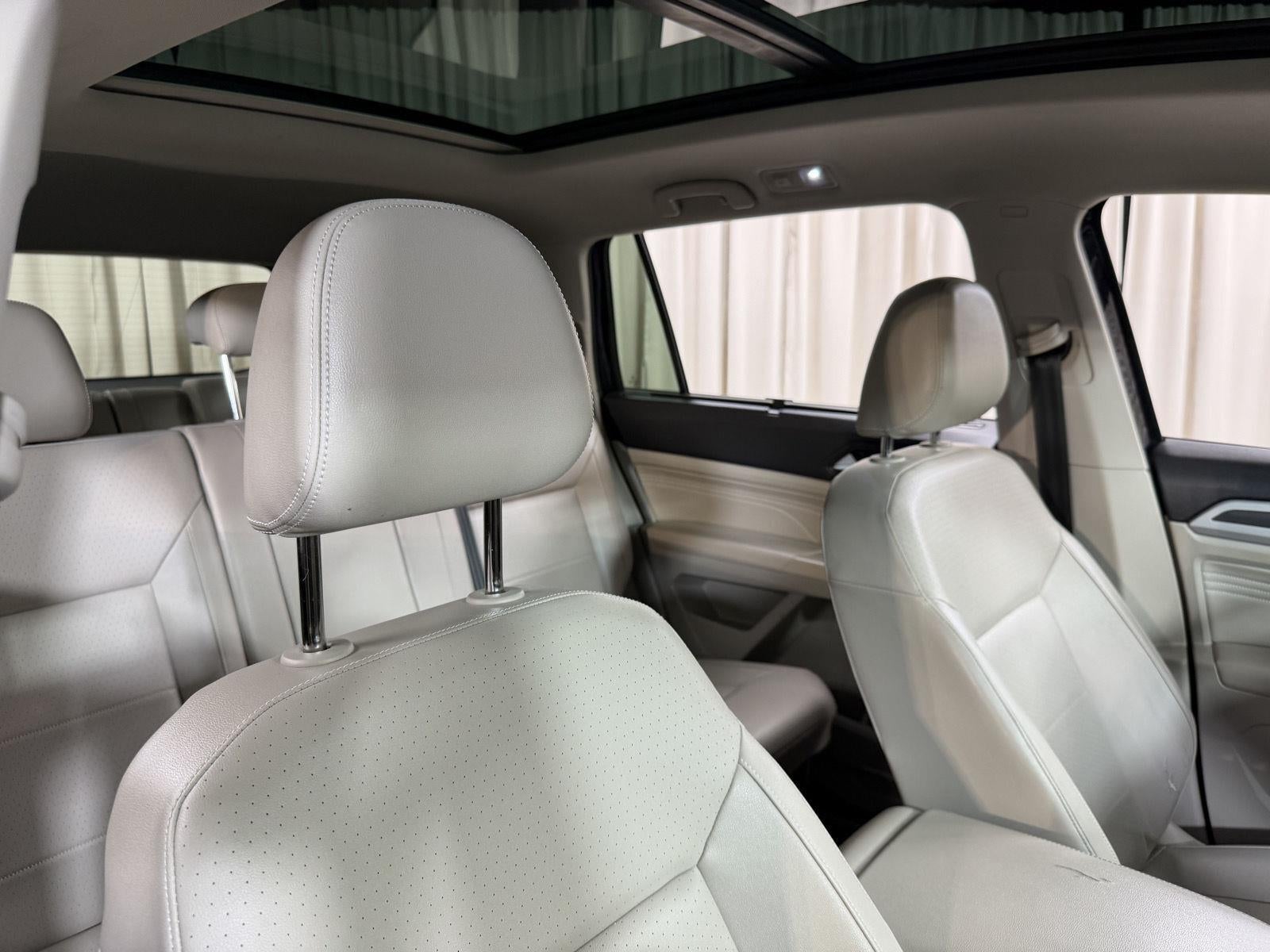 2023 Volkswagen Atlas 3.6L V6 SEL R-Line Black