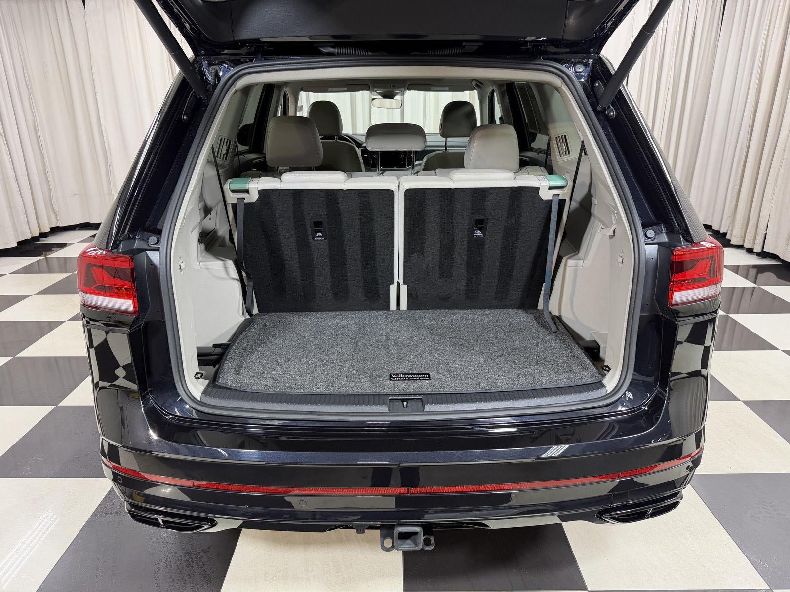 2023 Volkswagen Atlas 3.6L V6 SEL R-Line Black