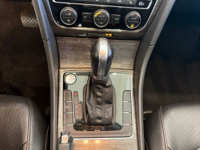 2018 Volkswagen Passat 2.0T SE w/Technology w/Technology