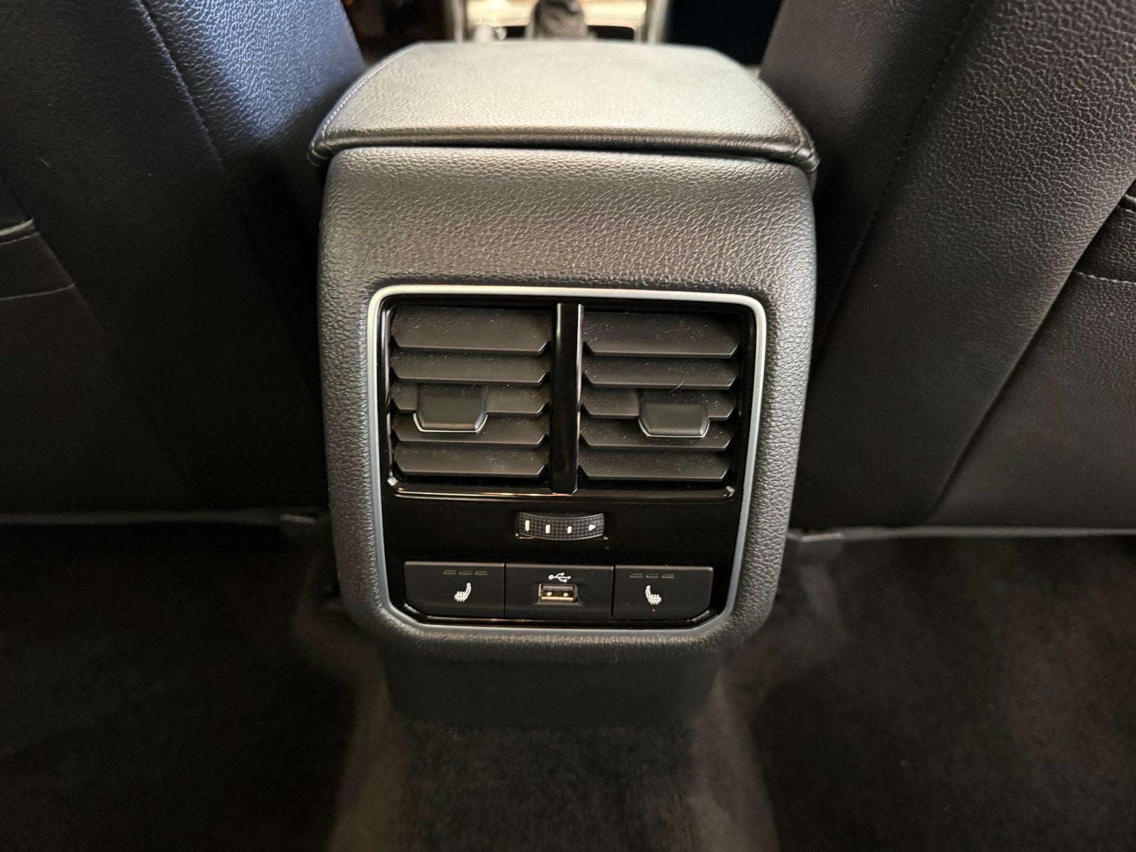 2018 Volkswagen Passat 2.0T SE w/Technology w/Technology
