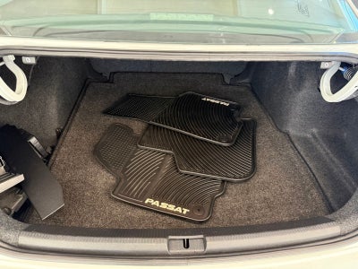 2018 Volkswagen Passat 2.0T SE w/Technology w/Technology