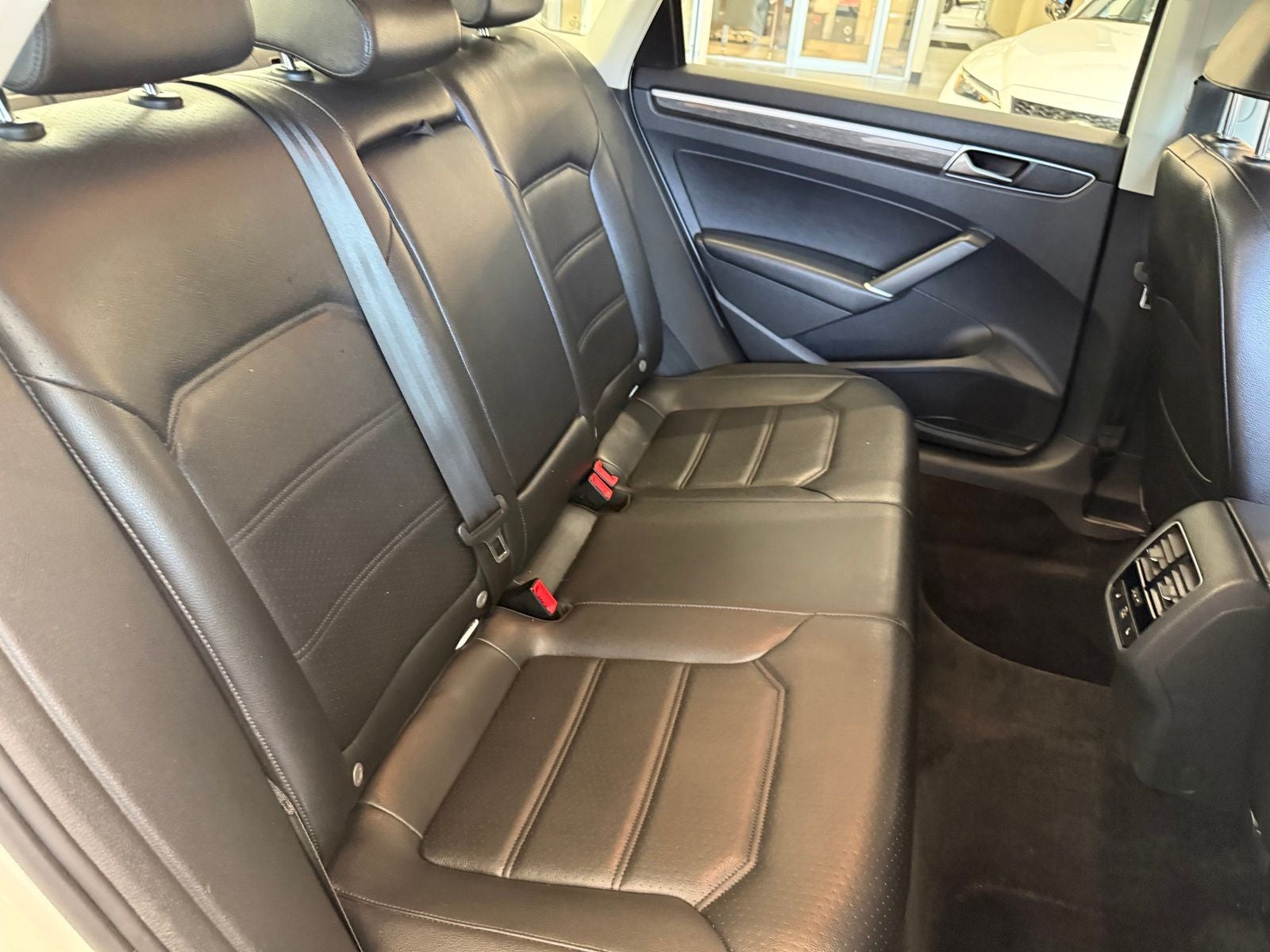 2018 Volkswagen Passat 2.0T SE w/Technology w/Technology