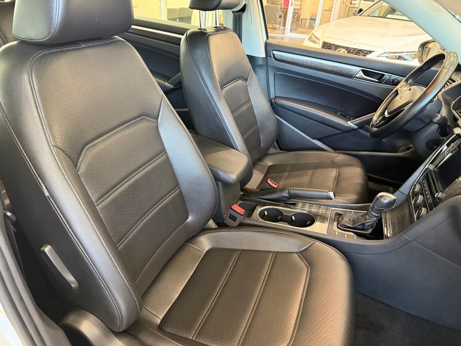 2018 Volkswagen Passat 2.0T SE w/Technology w/Technology