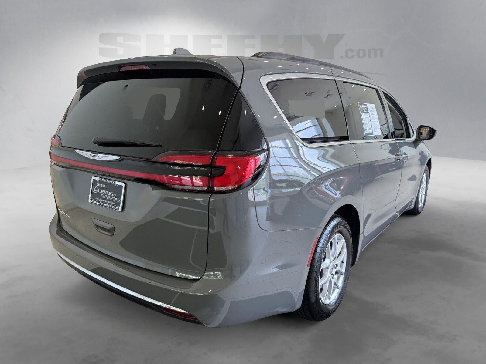 2022 Chrysler Pacifica Touring L
