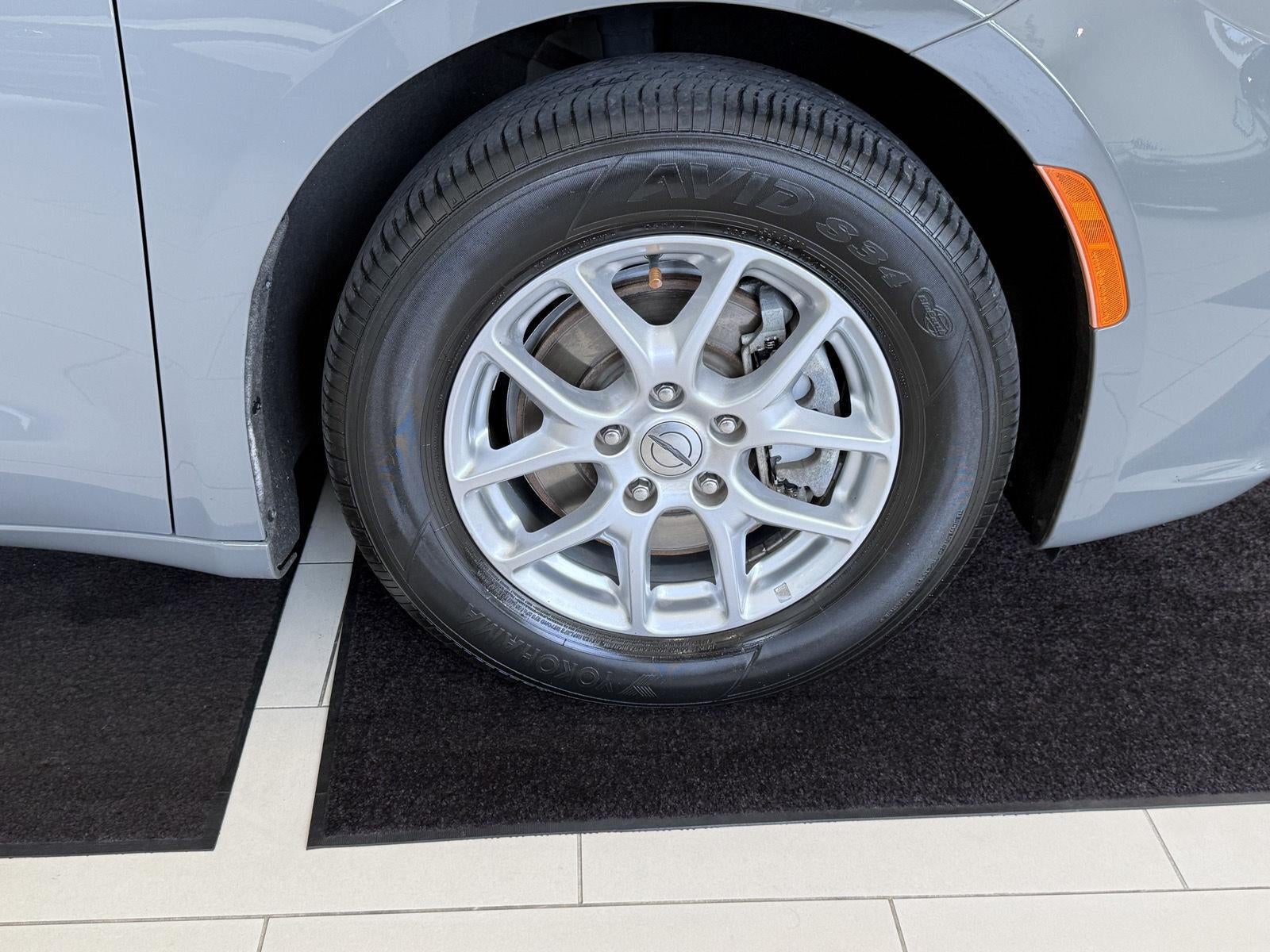 2022 Chrysler Pacifica Touring L