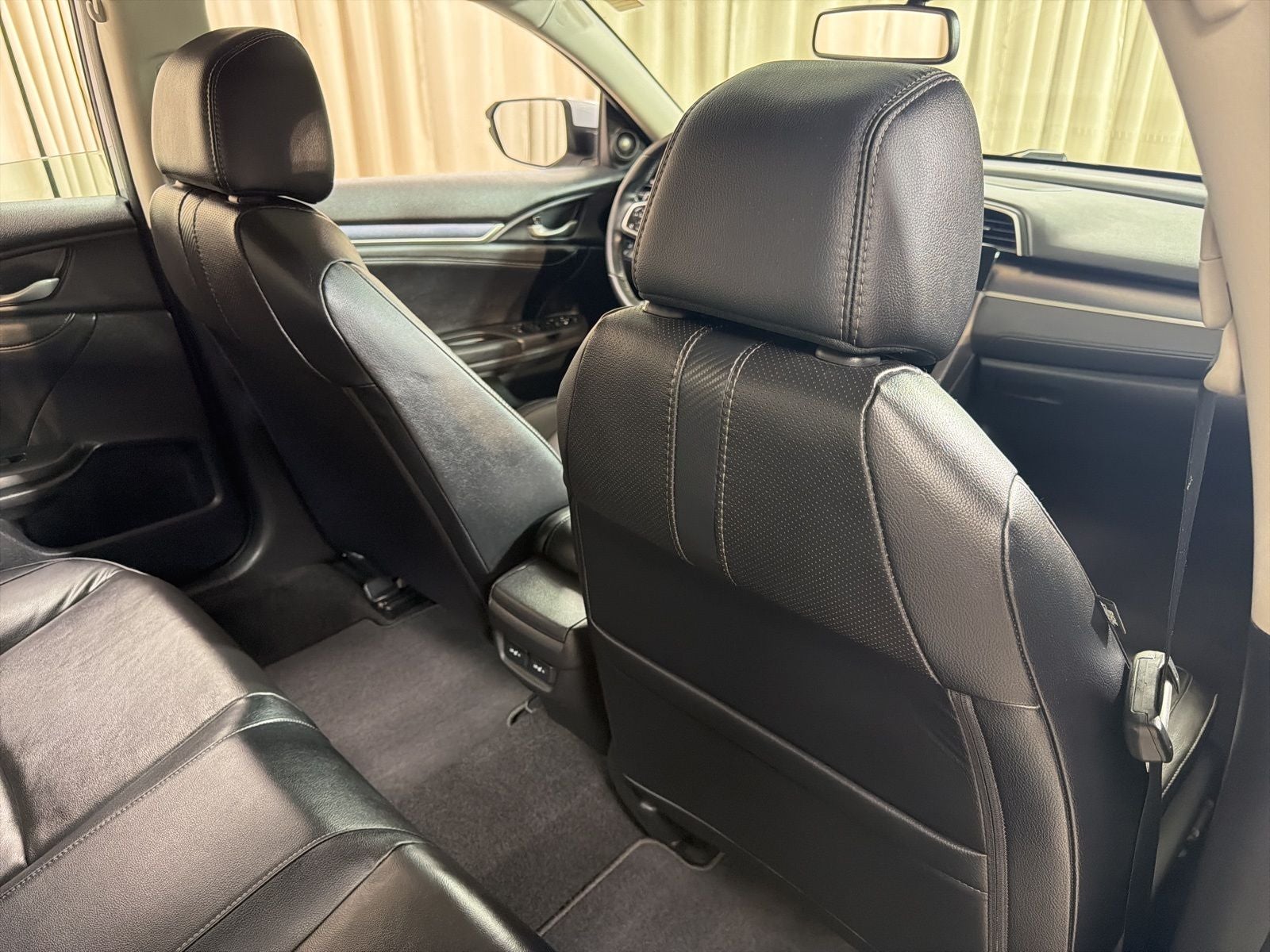 2017 Honda Civic Touring