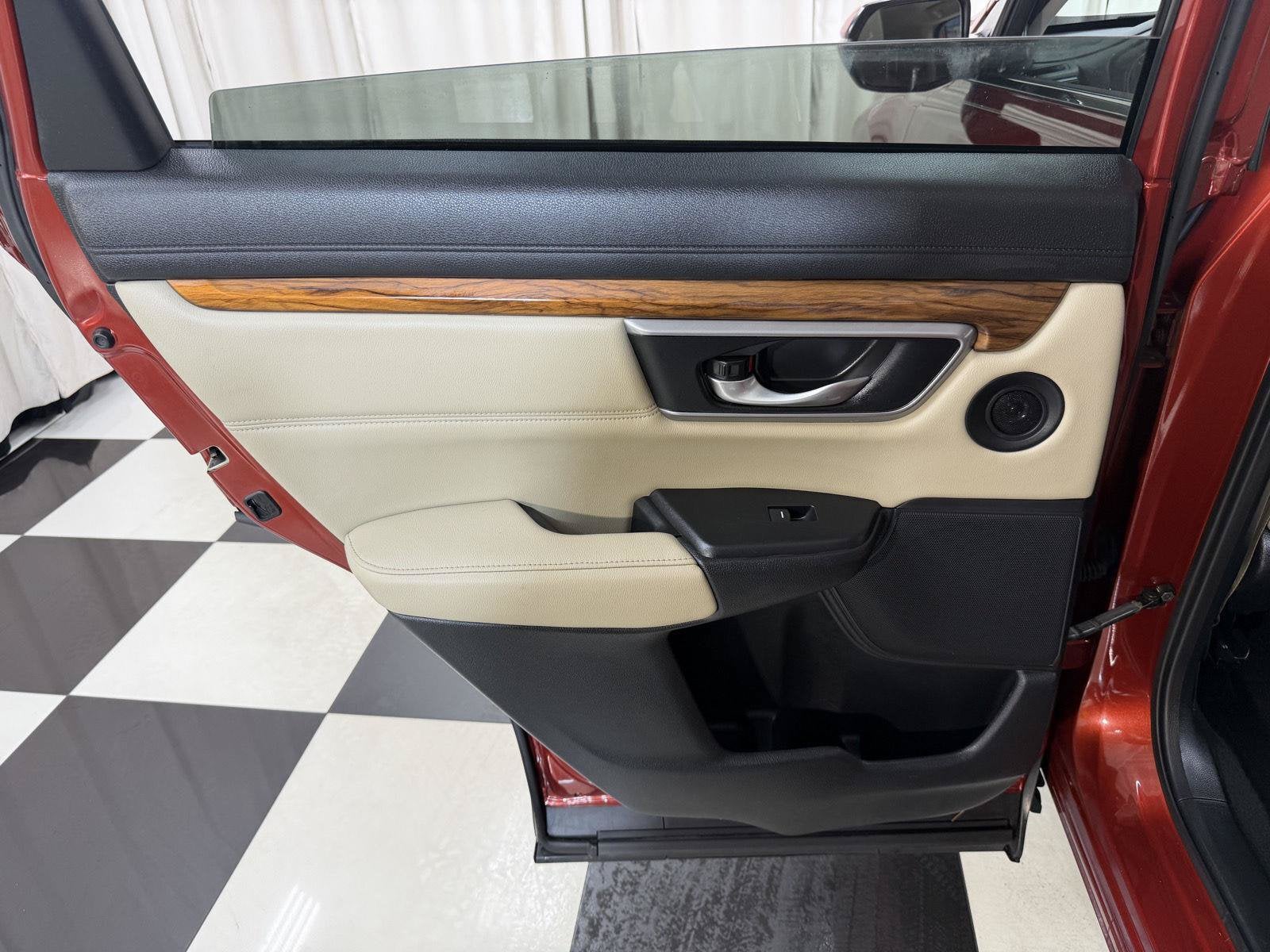2017 Honda CR-V Touring