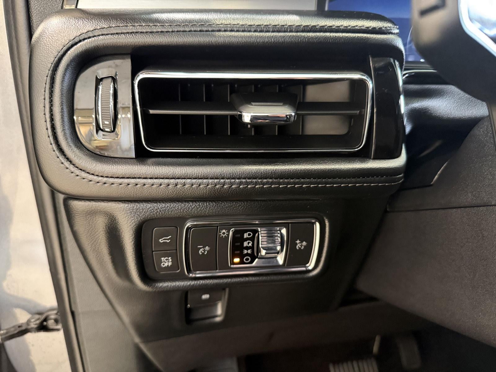 2021 Lincoln Nautilus Standard