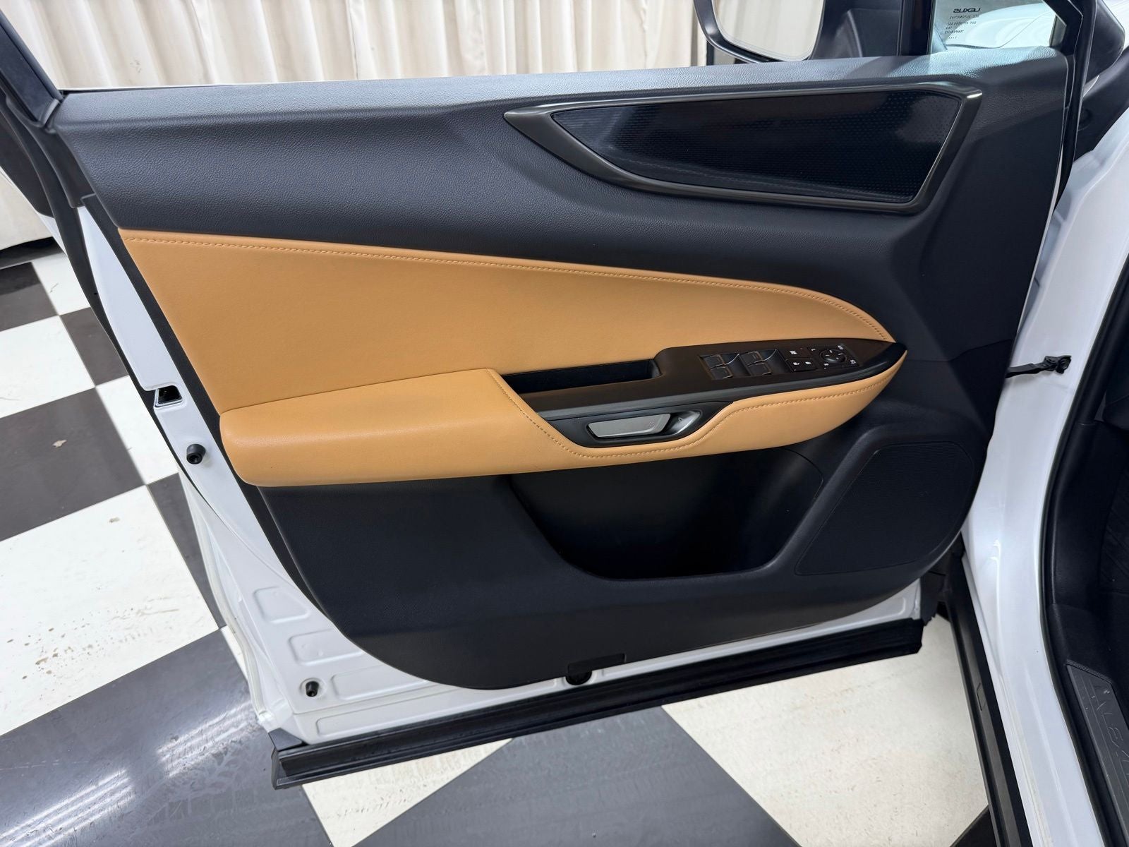 2022 Lexus NX 350h Base