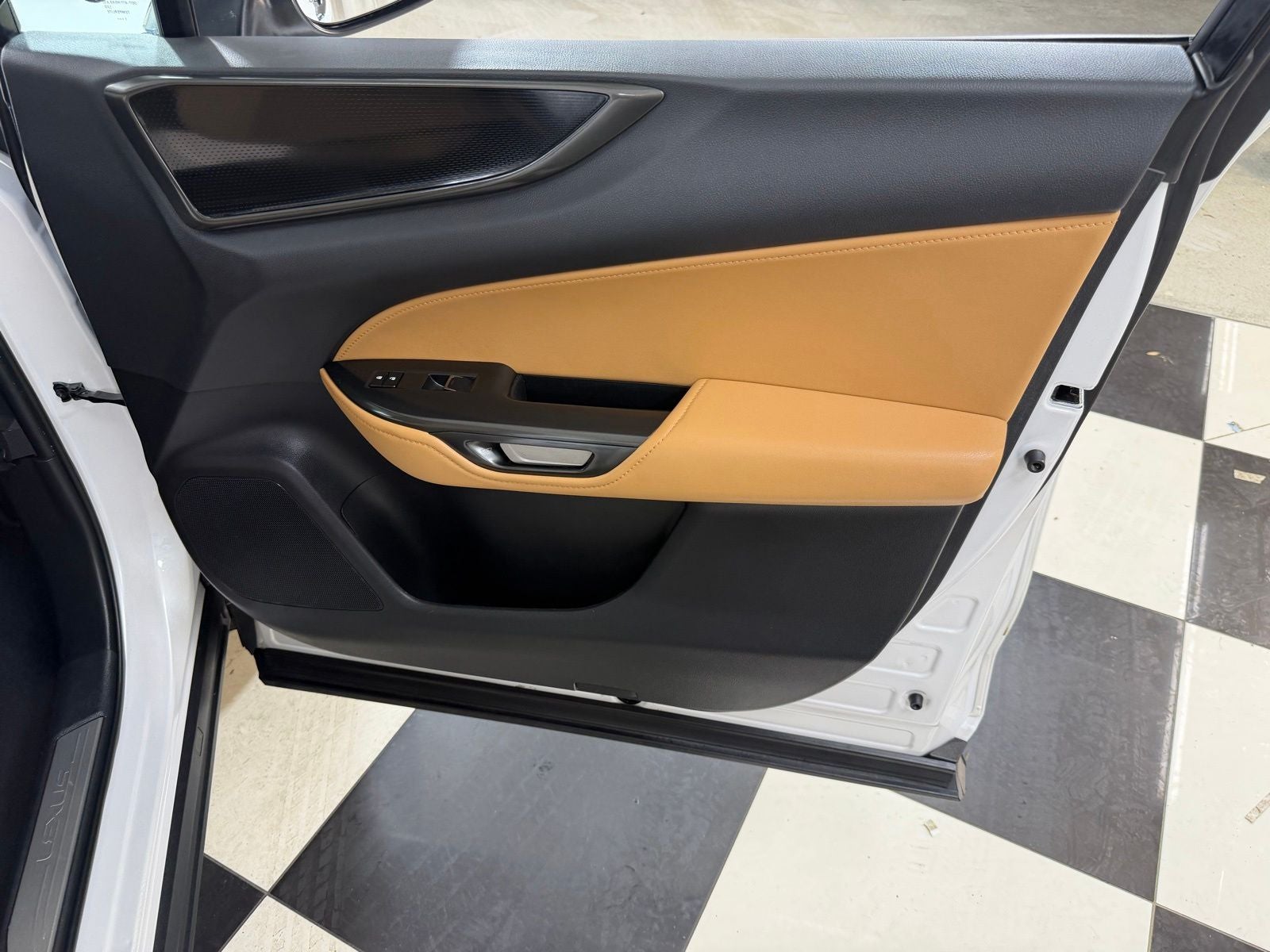 2022 Lexus NX 350h Base