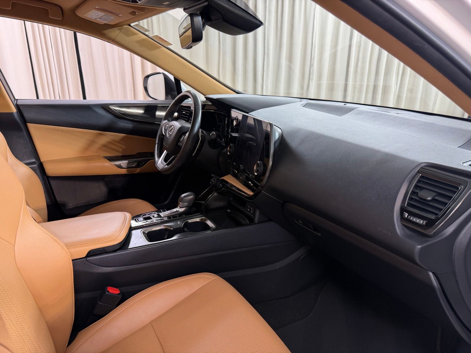 2022 Lexus NX 350h Base