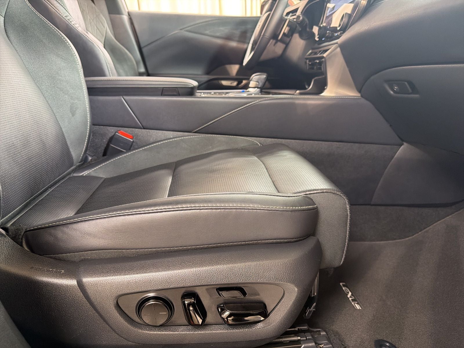 2023 Lexus RX 350 Luxury