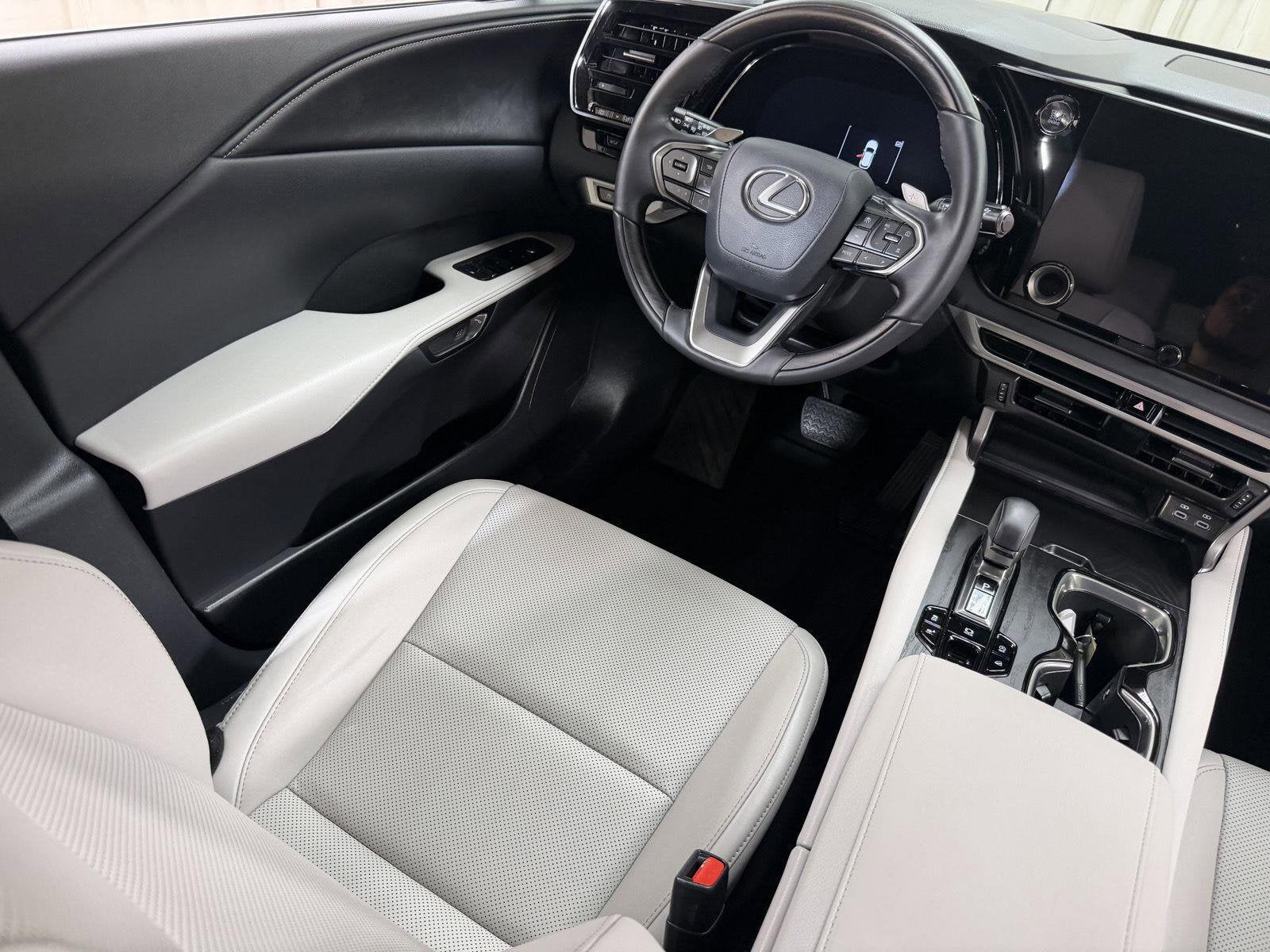 2025 Lexus RX 350 Premium