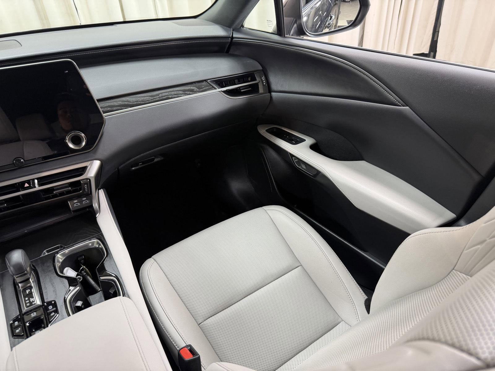 2025 Lexus RX 350 Premium
