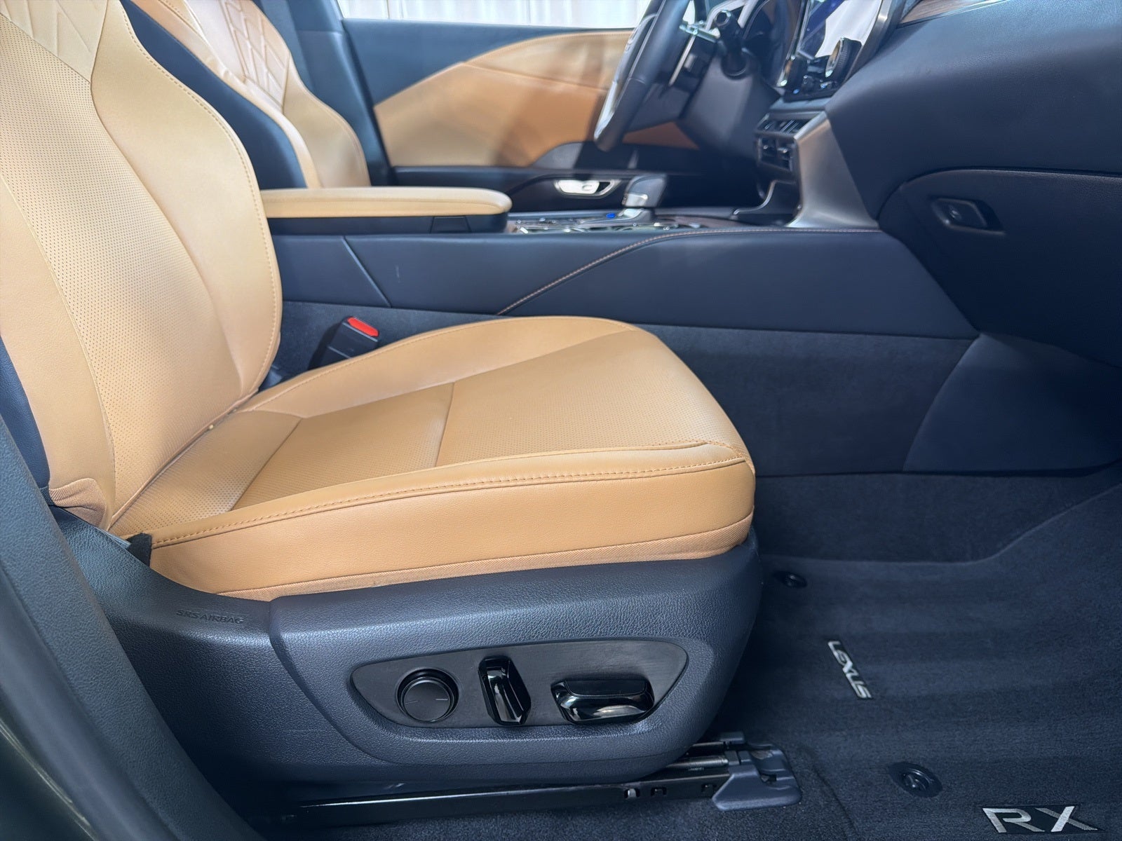 2025 Lexus RX 350h Premium