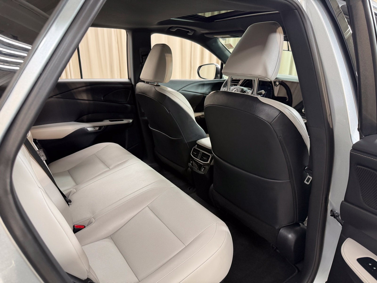 2025 Lexus RX 350h Premium
