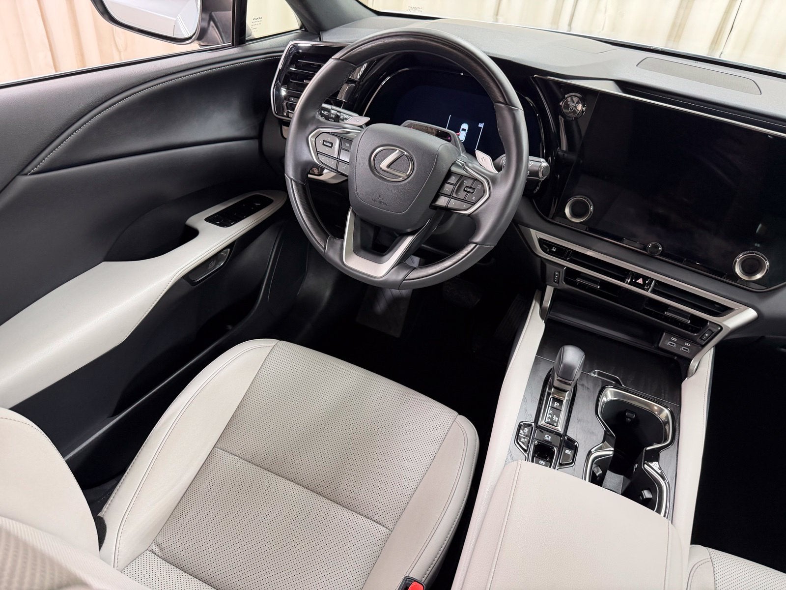 2025 Lexus RX 350h Premium